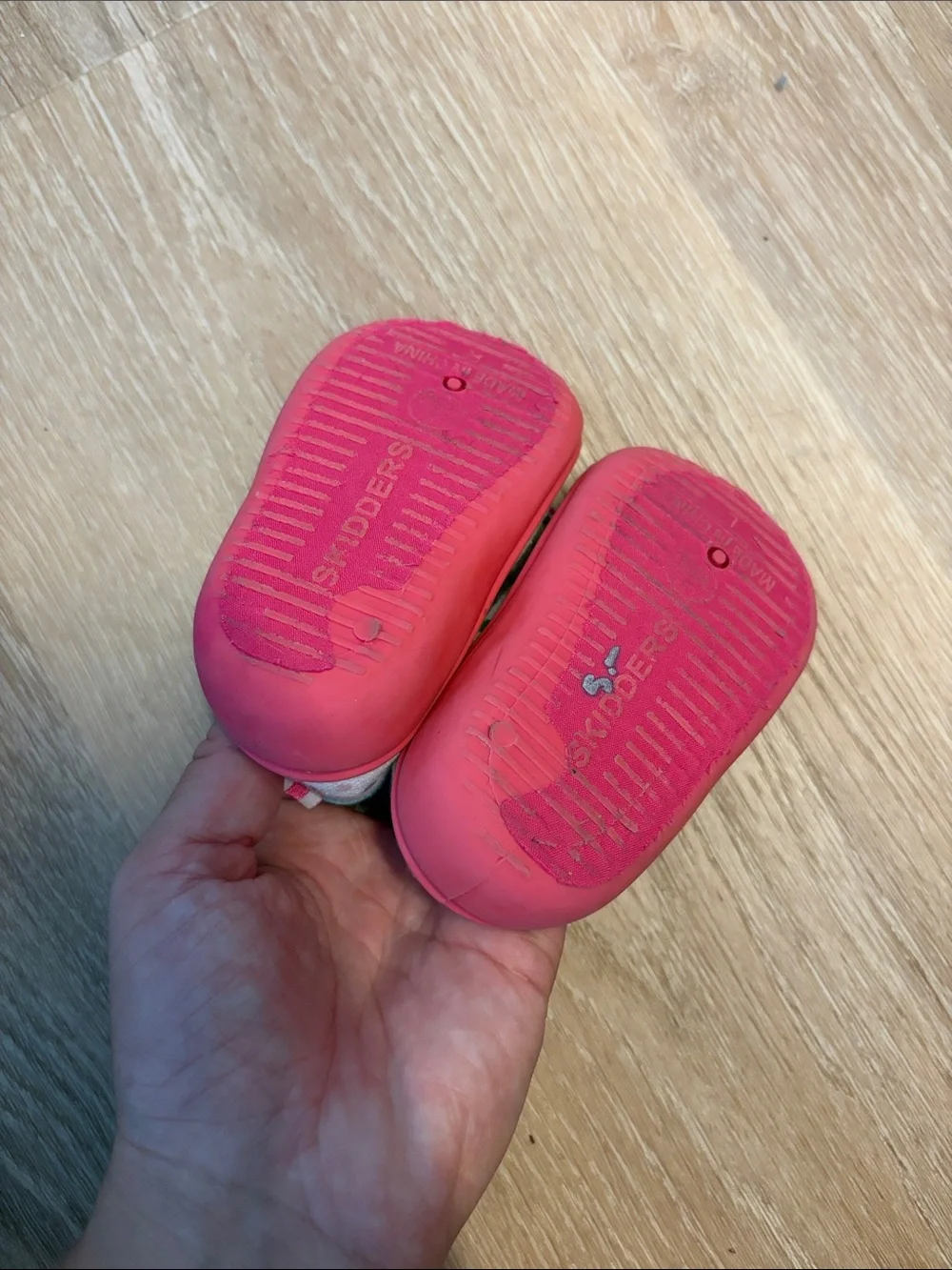 Skidders Baby & Walker Pink Polka Dot Slip-On Shoes with Bow